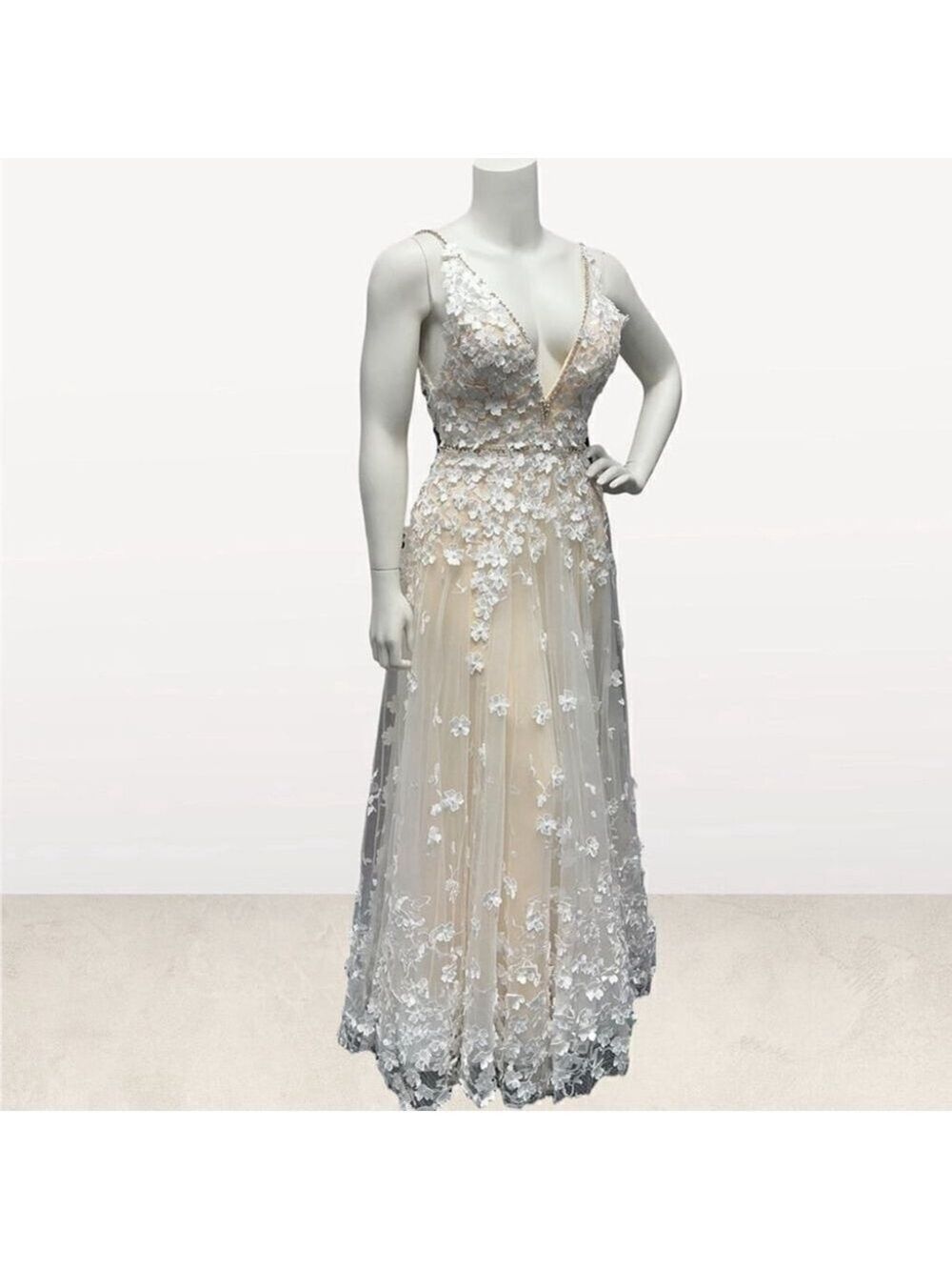 Mac Duggal Embellished Ivory and Peach Floral Appliqué Size 12 Style 22845 NWOT - Picture 5 of 16